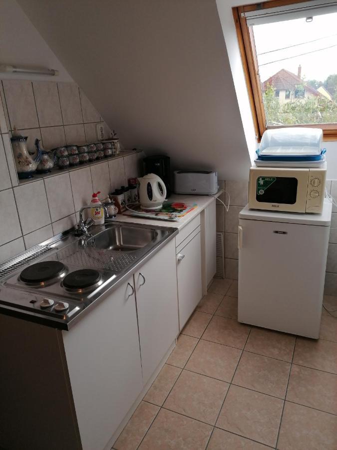 Ferienwohnung Tamas Batya Kunyhoja Balatonmáriafürdő Exterior foto